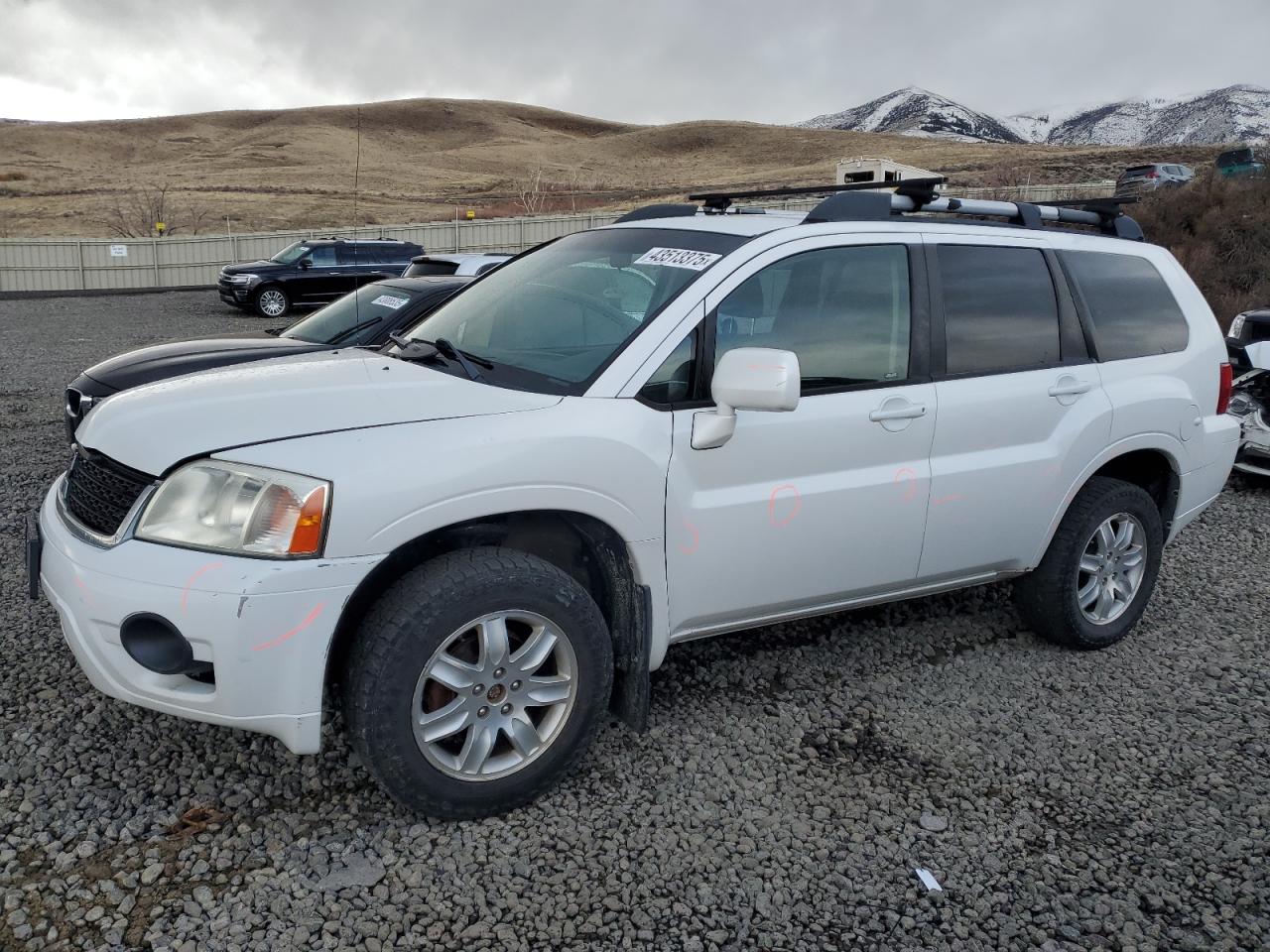 MITSUBISHI ENDEAVOR L 2011