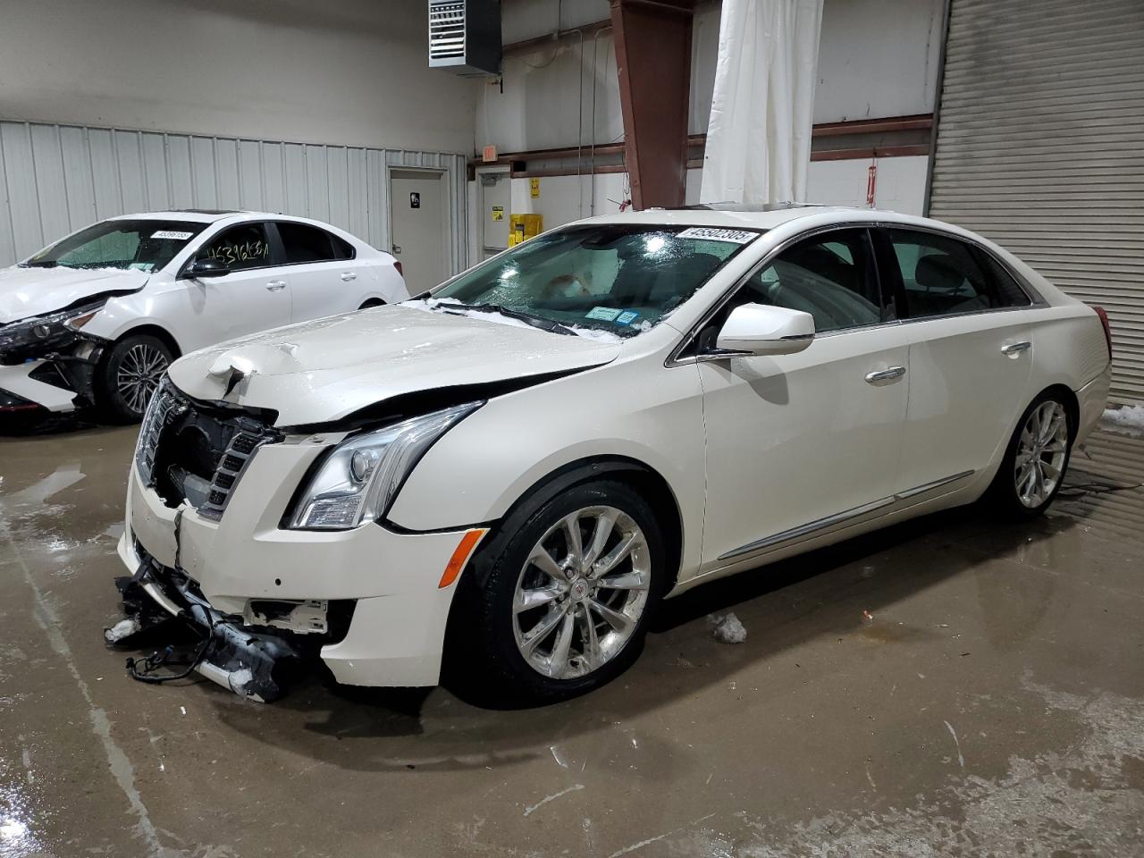 CADILLAC XTS LUXURY 2014