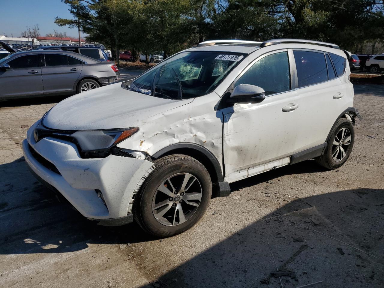 TOYOTA RAV4 XLE 2017