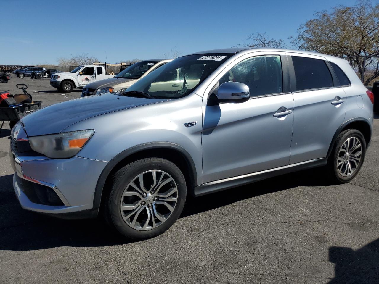 MITSUBISHI OUTLANDER 2016