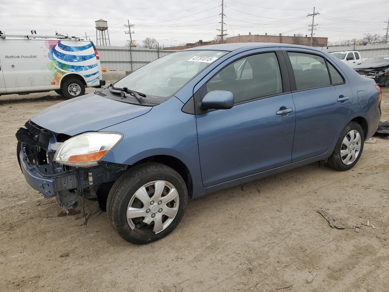 TOYOTA YARIS 2009