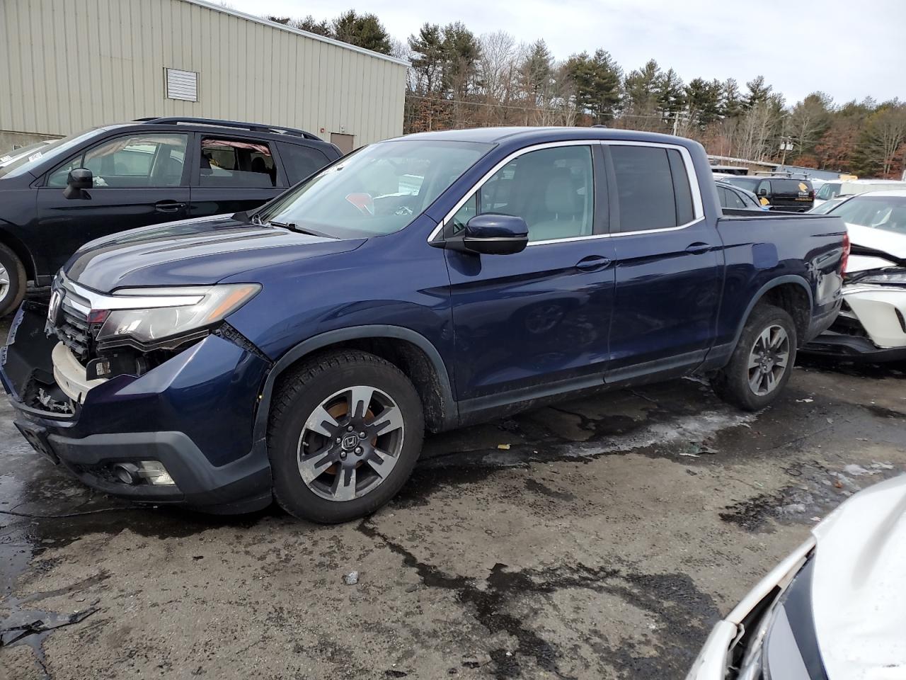 HONDA RIDGELINE 2017