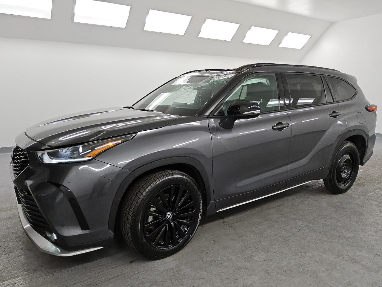 TOYOTA HIGHLANDER 2024