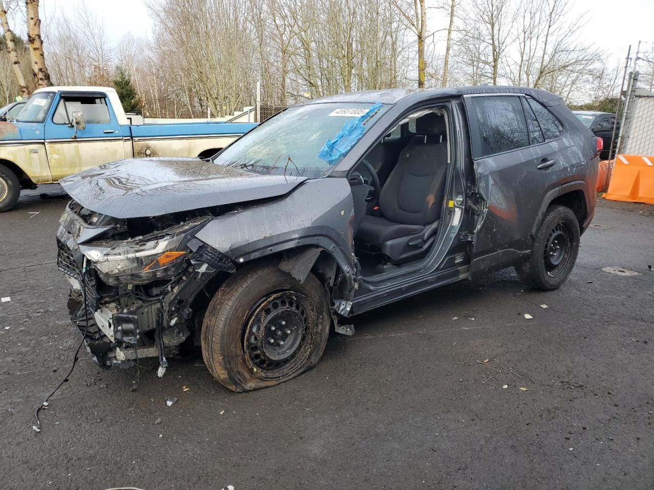 TOYOTA RAV4 LE 2023