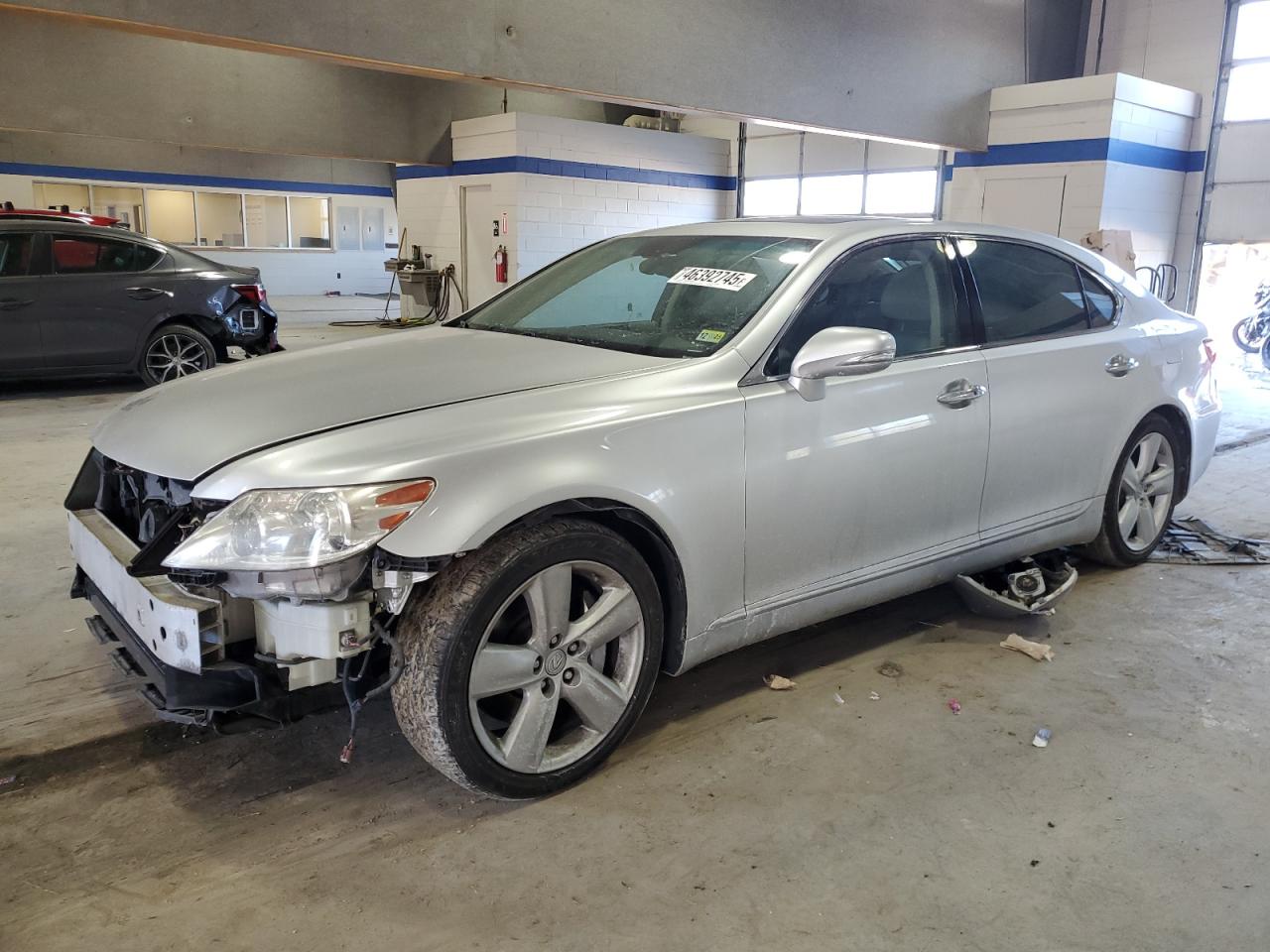 LEXUS LS 460L 2010