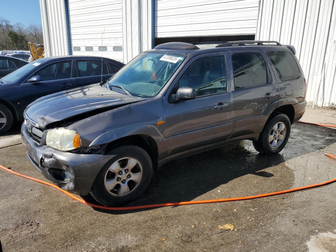 MAZDA TRIBUTE ES 2004