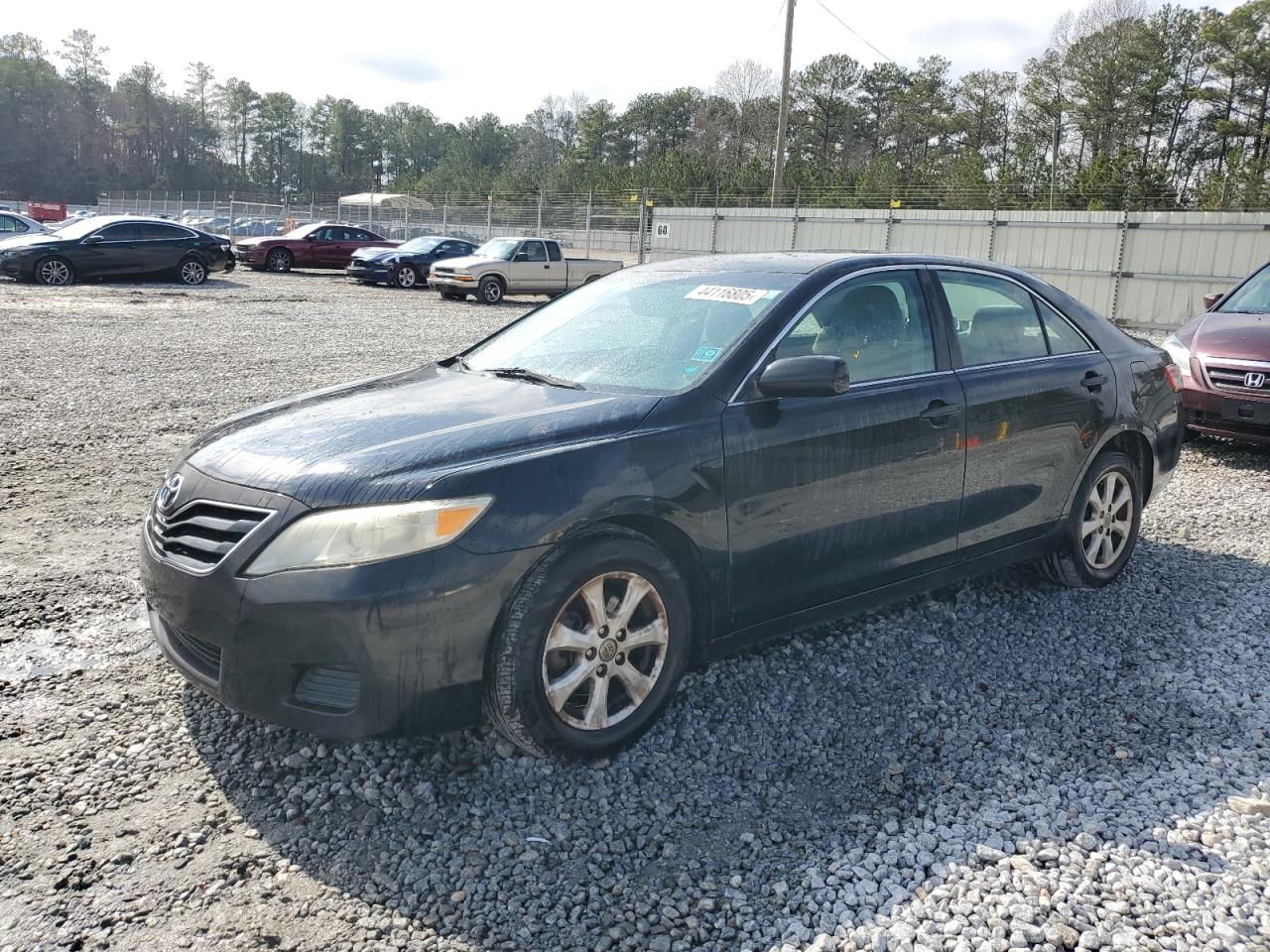 TOYOTA CAMRY BASE 2011
