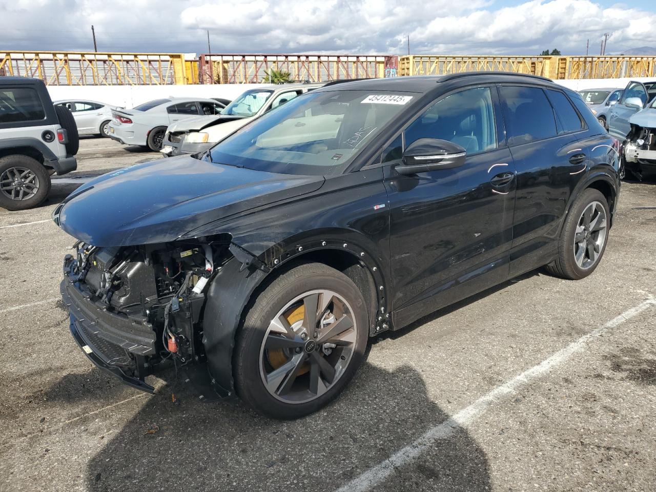 AUDI Q4 E-TRON 2024