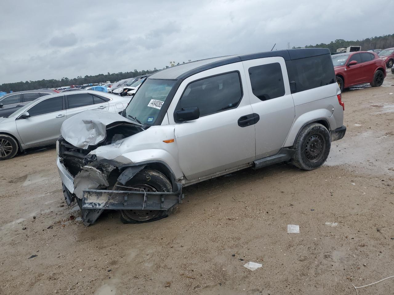 HONDA ELEMENT LX 2010