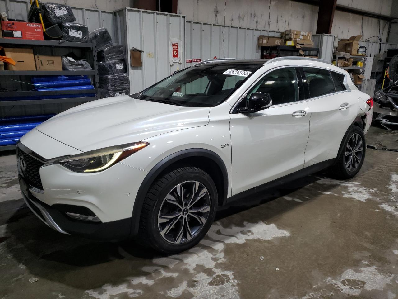 INFINITI QX30 BASE 2017