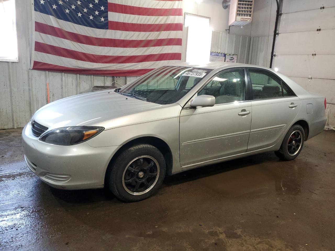 TOYOTA CAMRY LE 2003