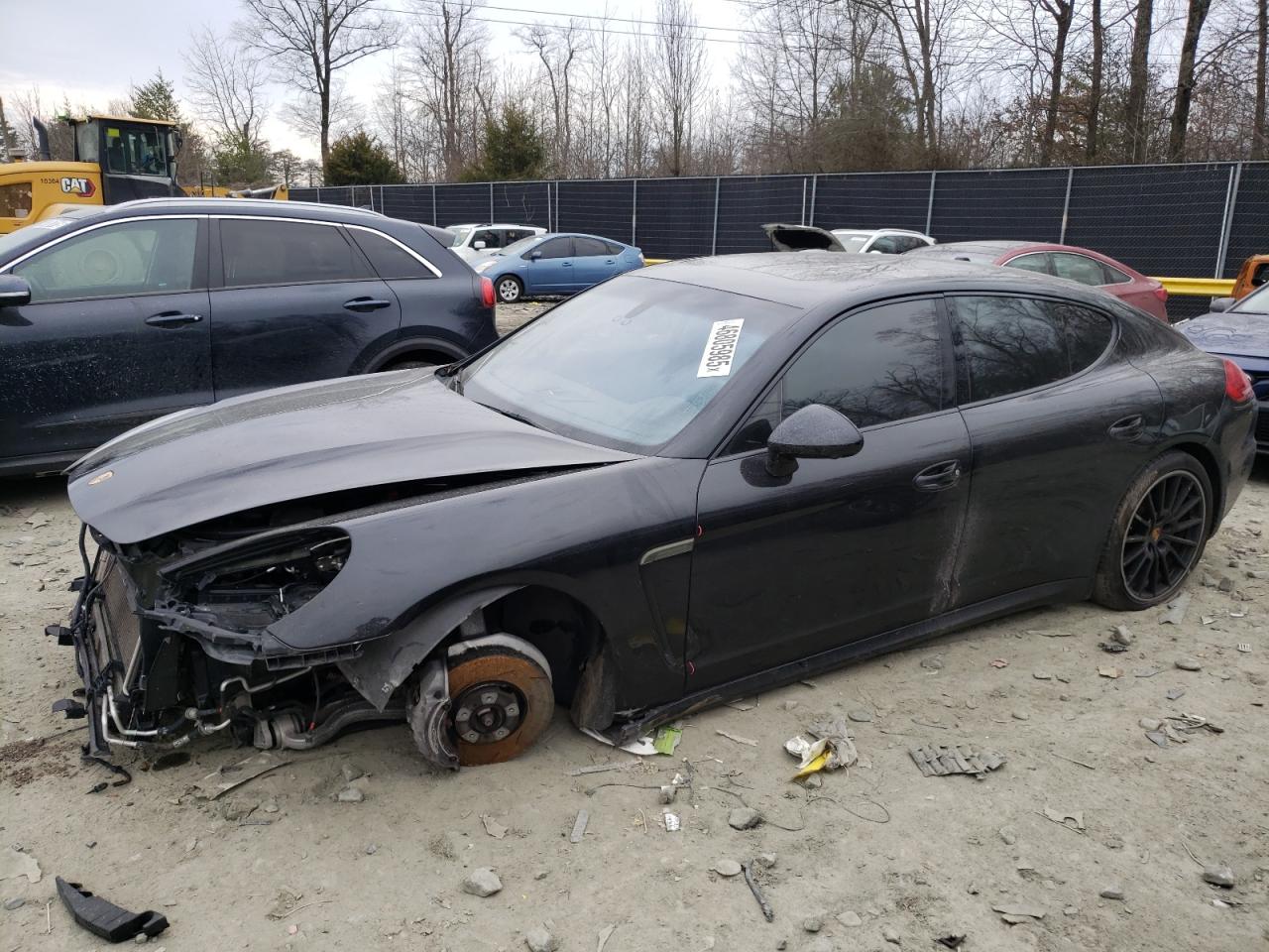 PORSCHE PANAMERA 2 2016