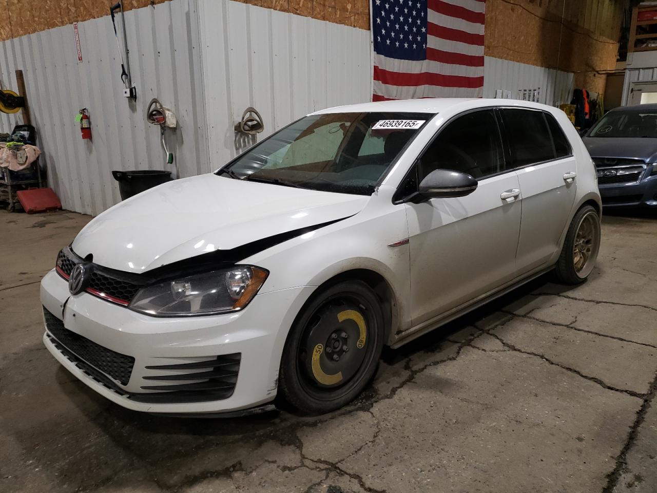 VOLKSWAGEN GTI 2015