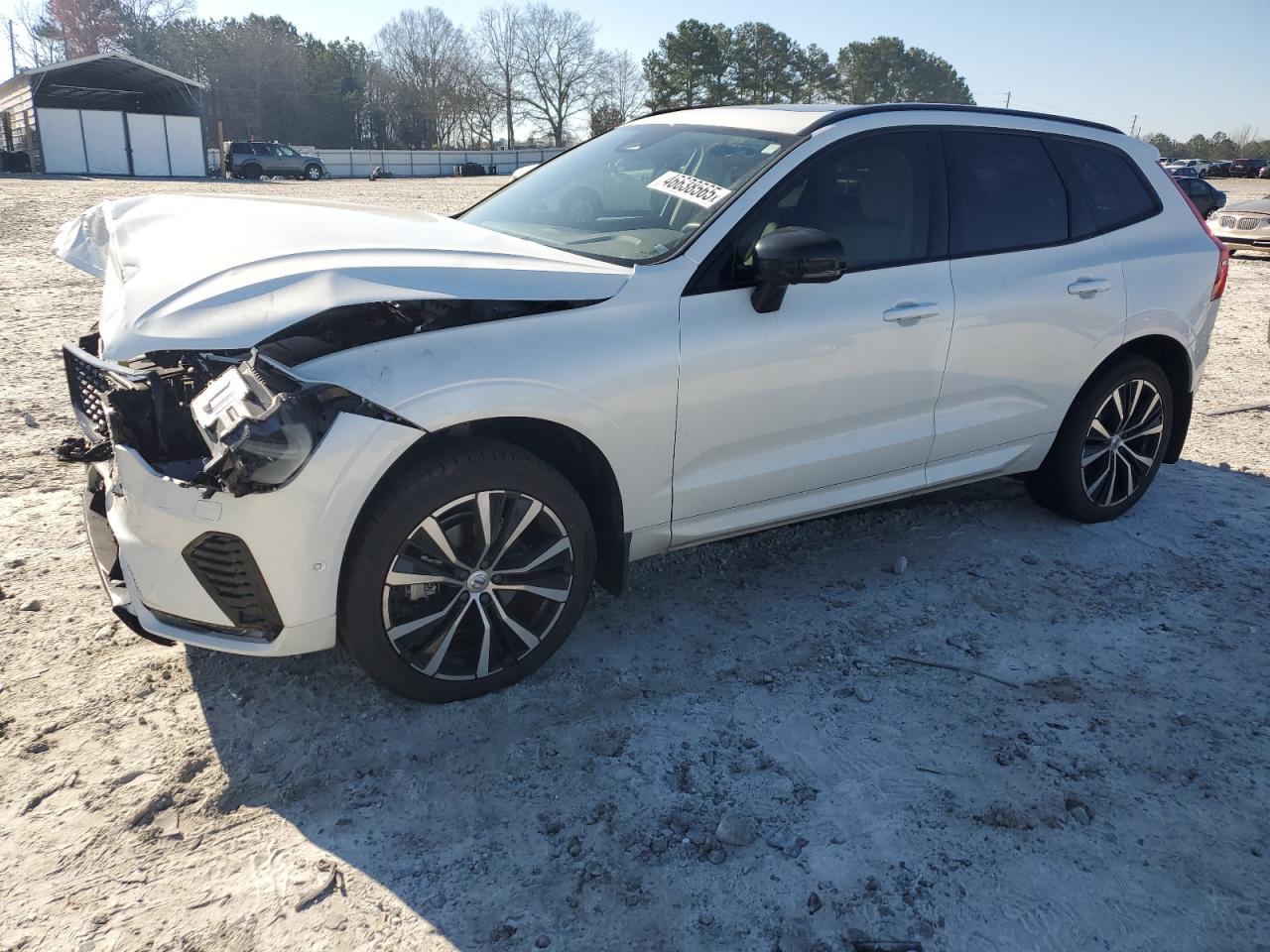 VOLVO XC60 2024