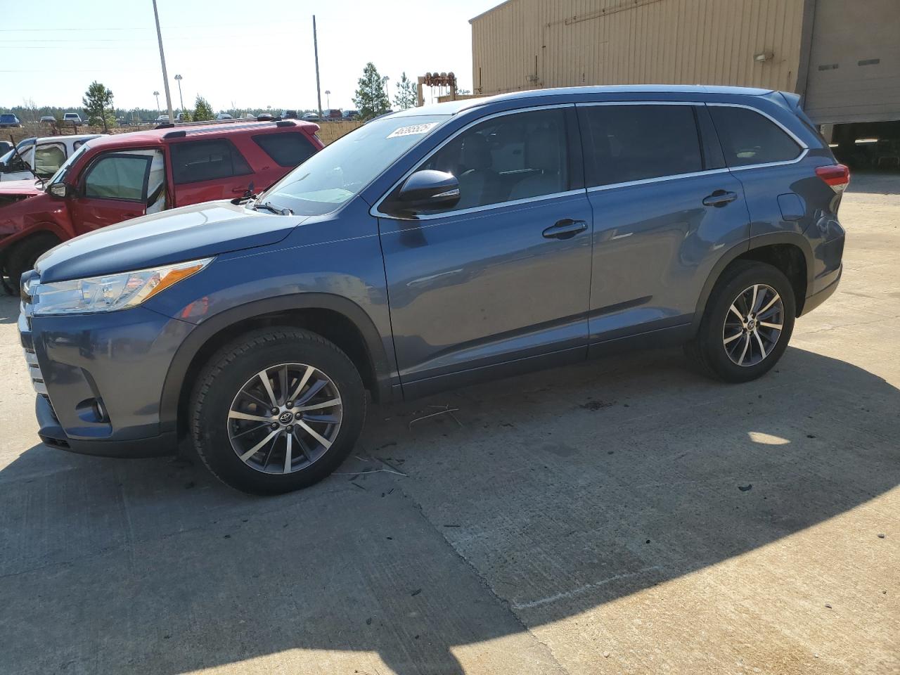 TOYOTA HIGHLANDER 2017