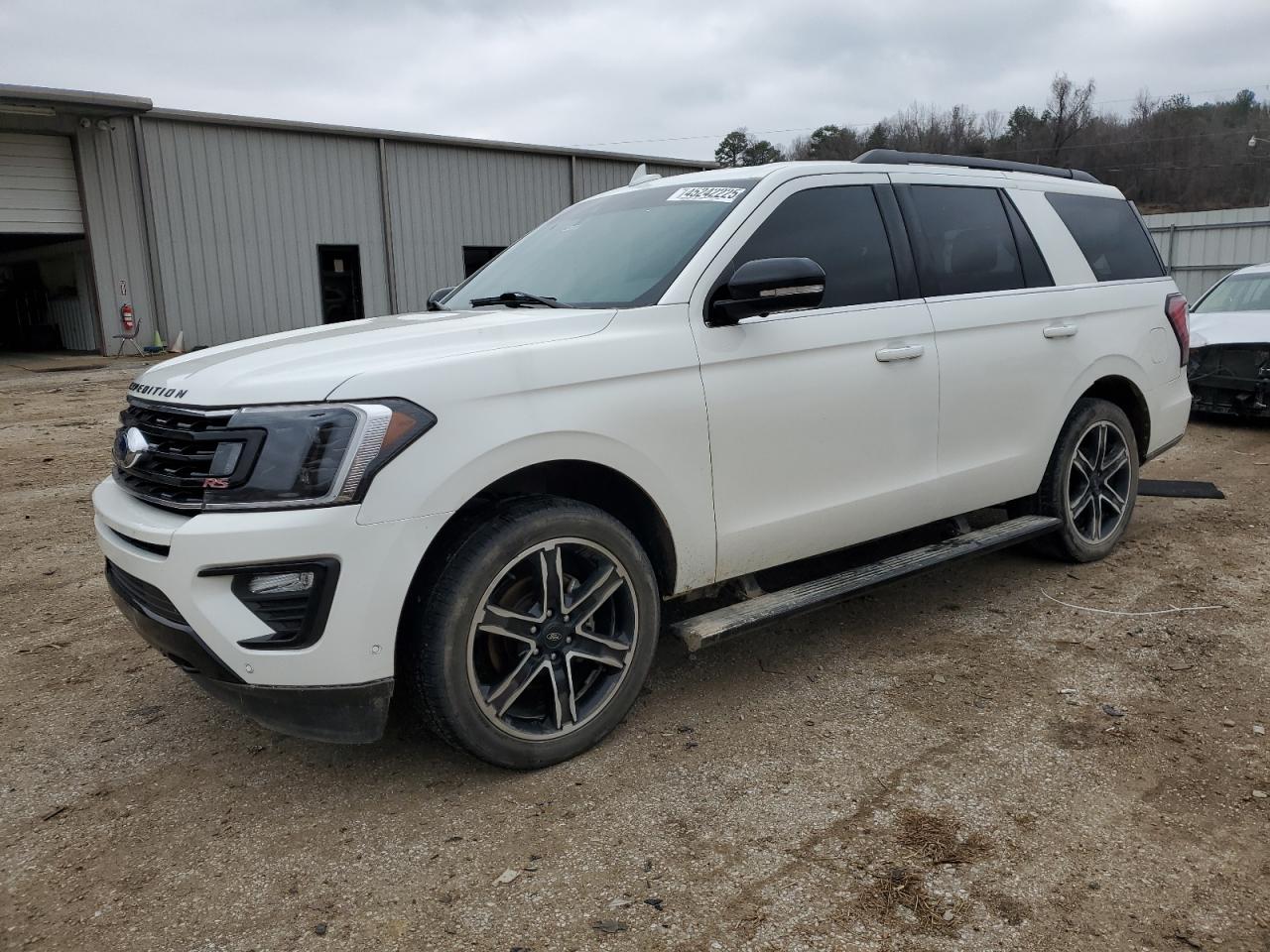 FORD EXPEDITION 2021