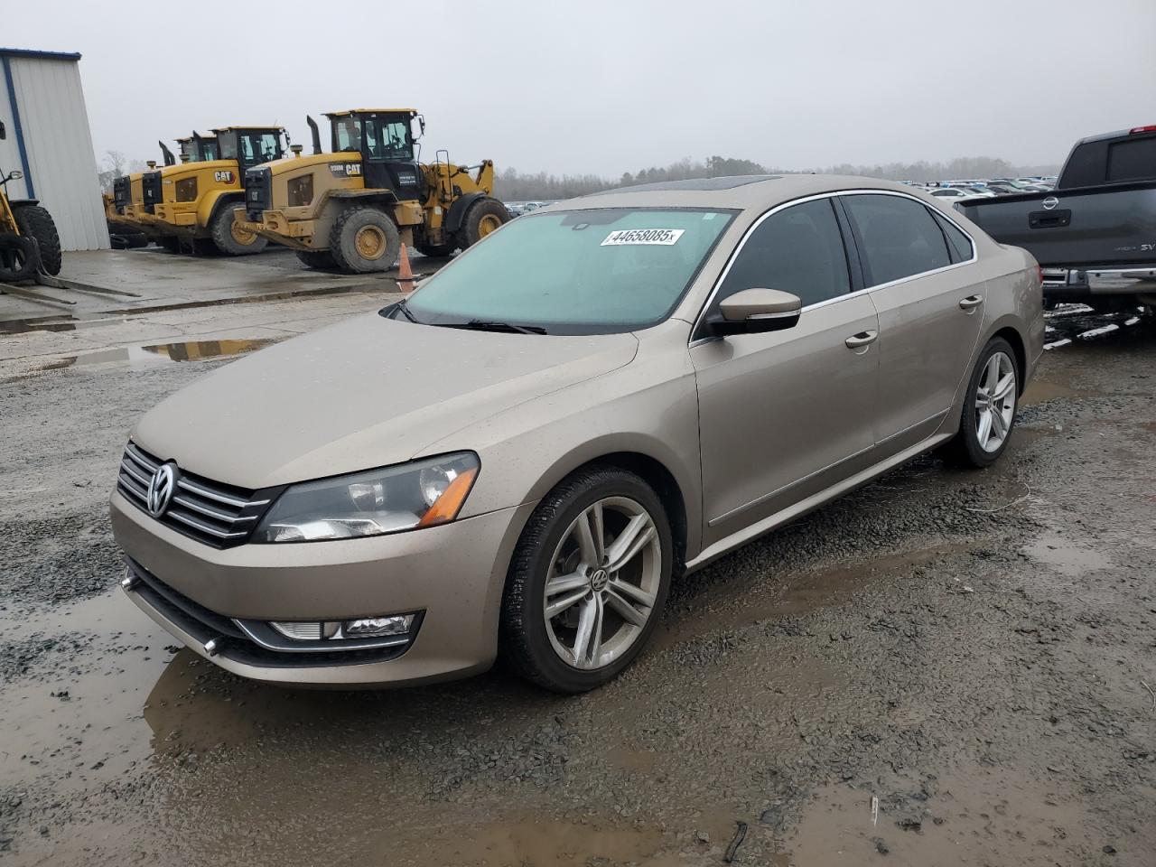VOLKSWAGEN PASSAT 2015