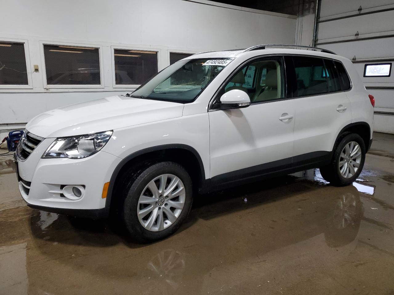 VOLKSWAGEN TIGUAN S 2010