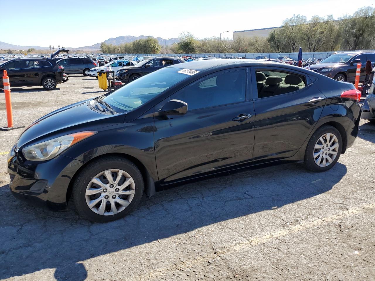 HYUNDAI ELANTRA GL 2012