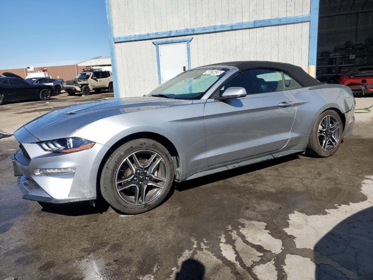 FORD MUSTANG 2023
