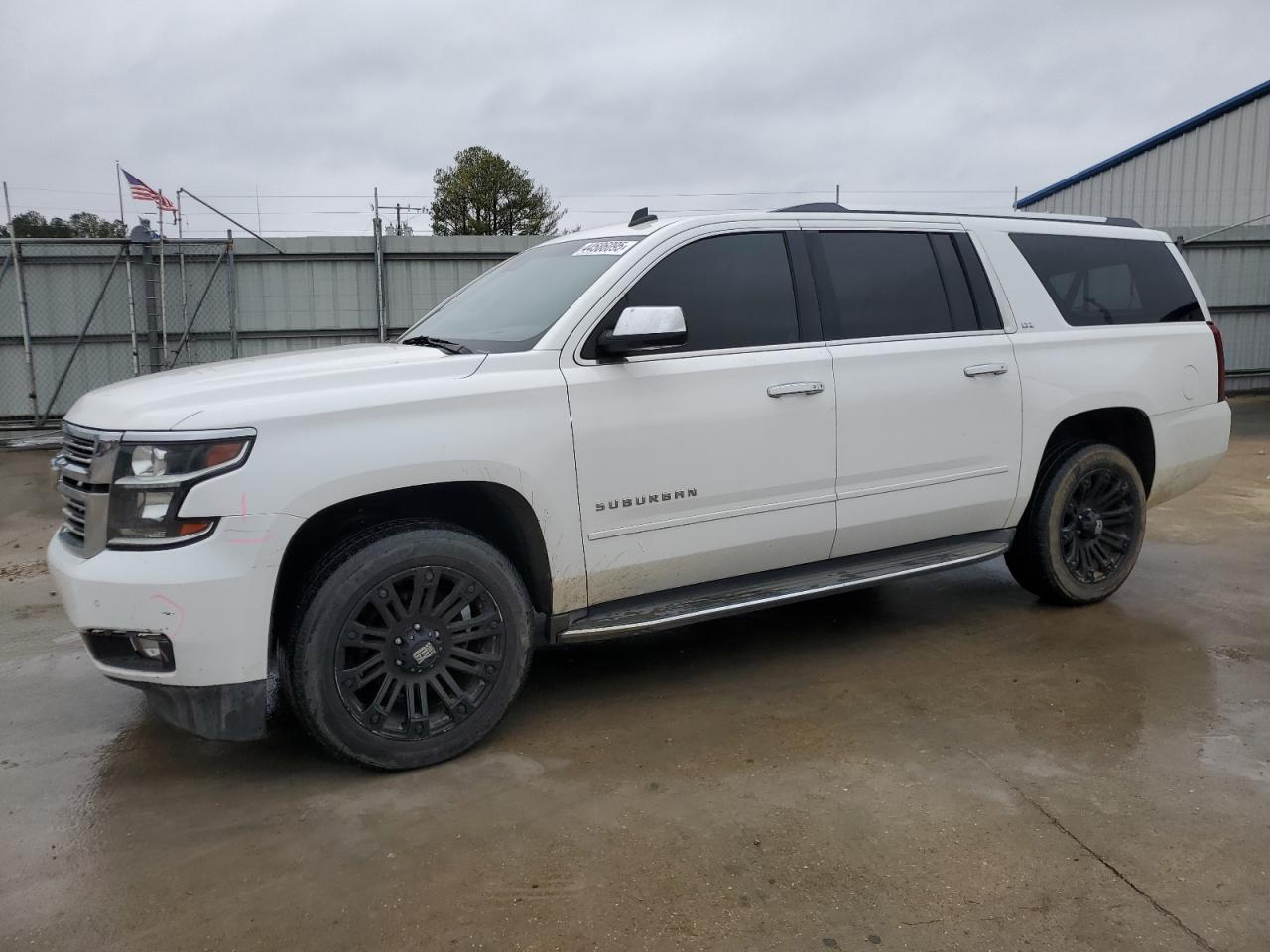 CHEVROLET SUBURBAN C 2015