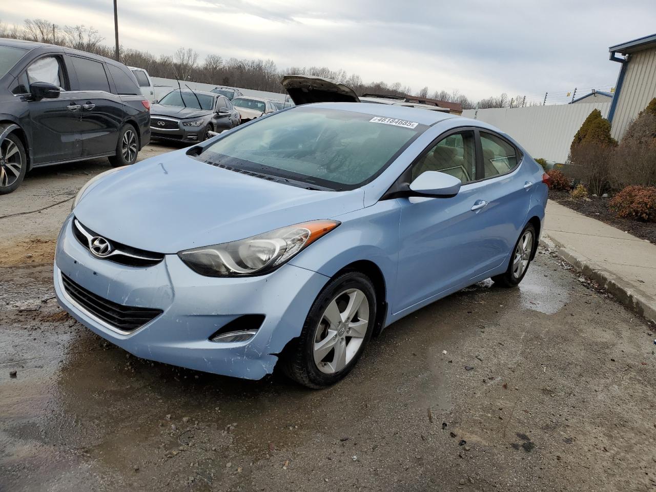 HYUNDAI ELANTRA GL 2013
