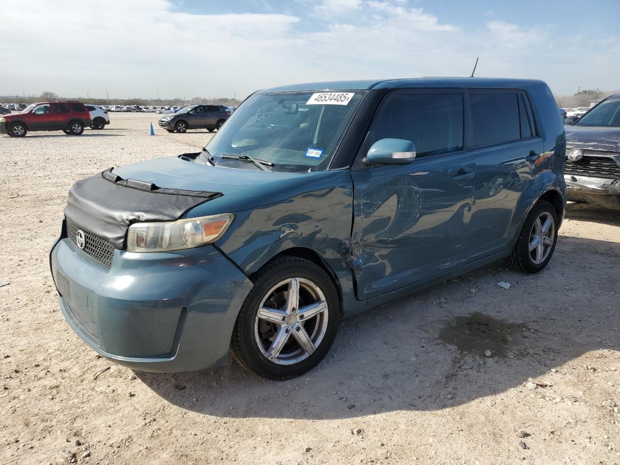 TOYOTA SCION XB 2010