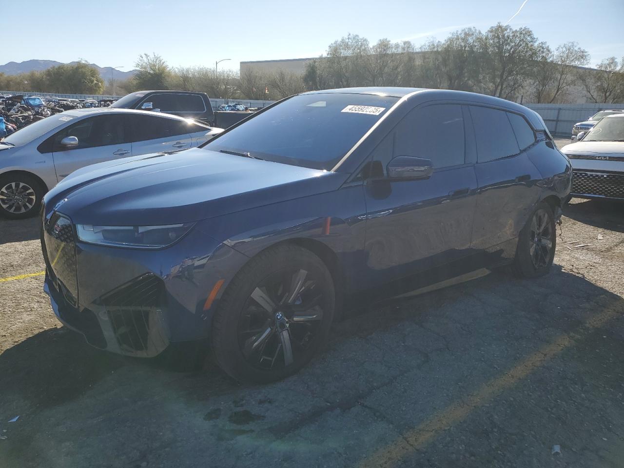 BMW IX XDRIVE5 2024