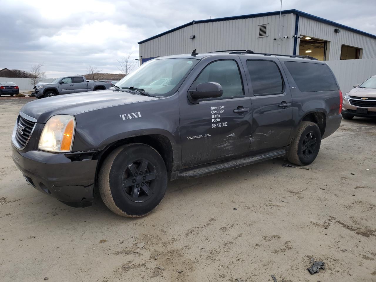 GMC YUKON XL K 2010