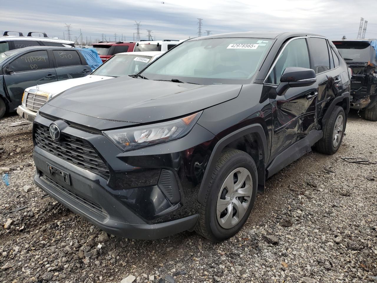 TOYOTA RAV4 LE 2022