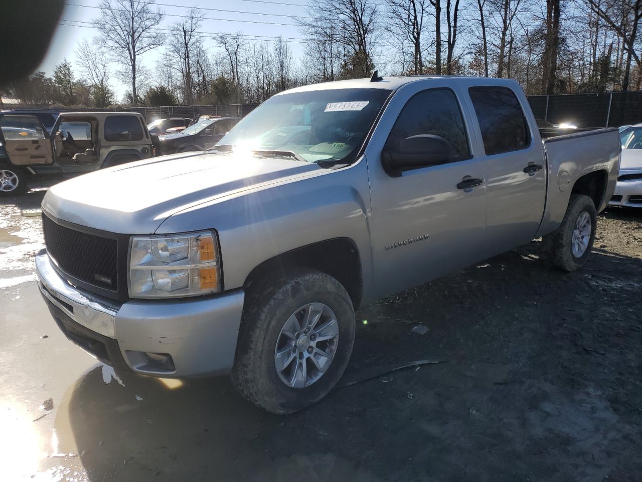 CHEVROLET SILVERADO 2011
