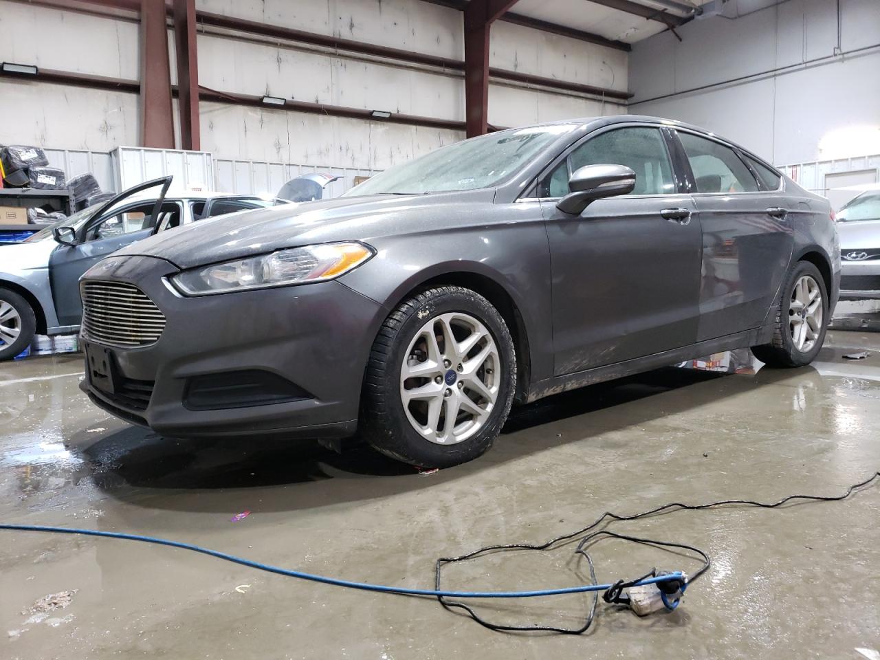 FORD FUSION SE 2016