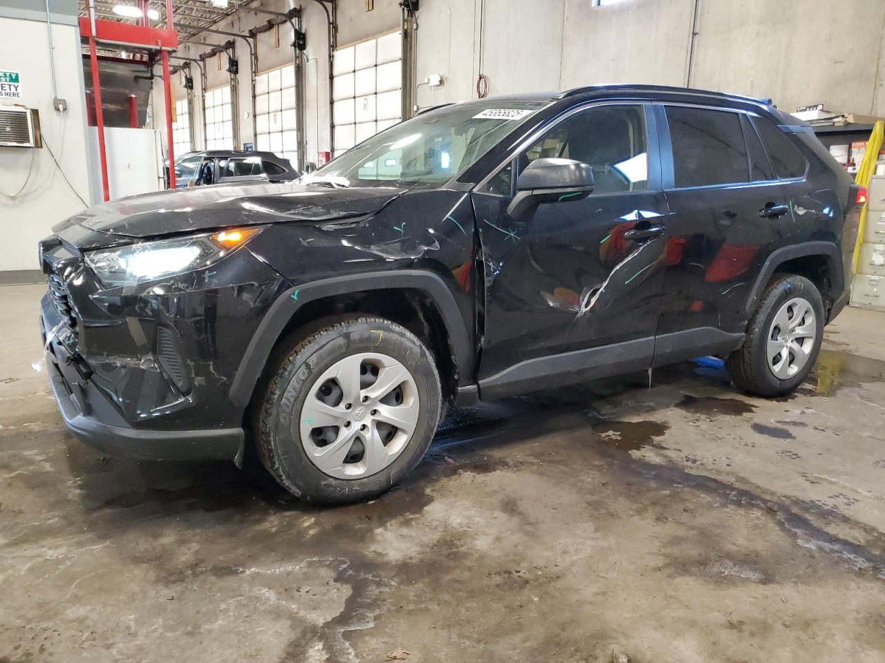 TOYOTA RAV4 LE 2019