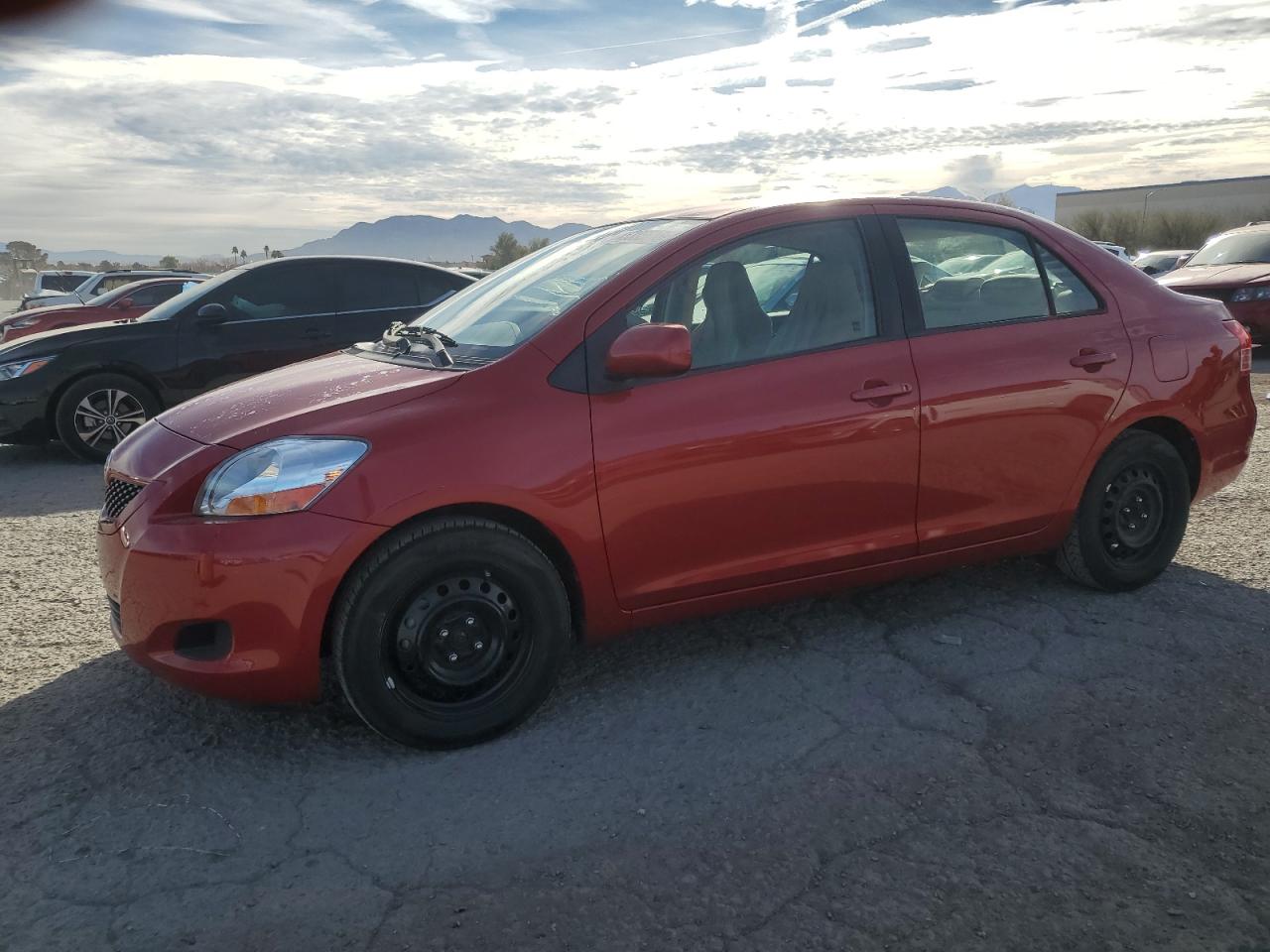 TOYOTA YARIS 2010