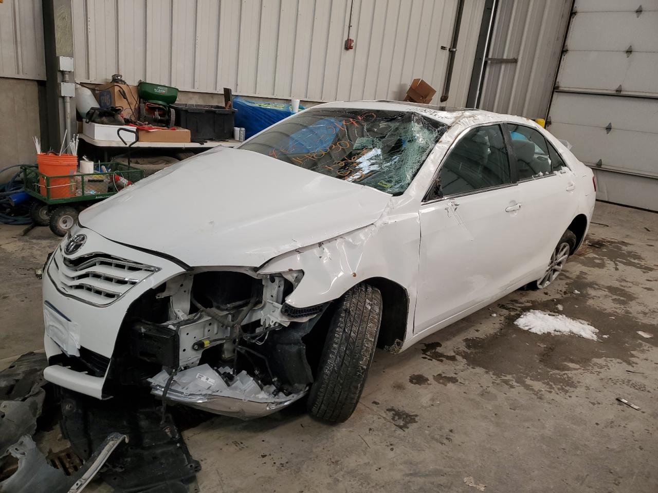 TOYOTA CAMRY BASE 2010