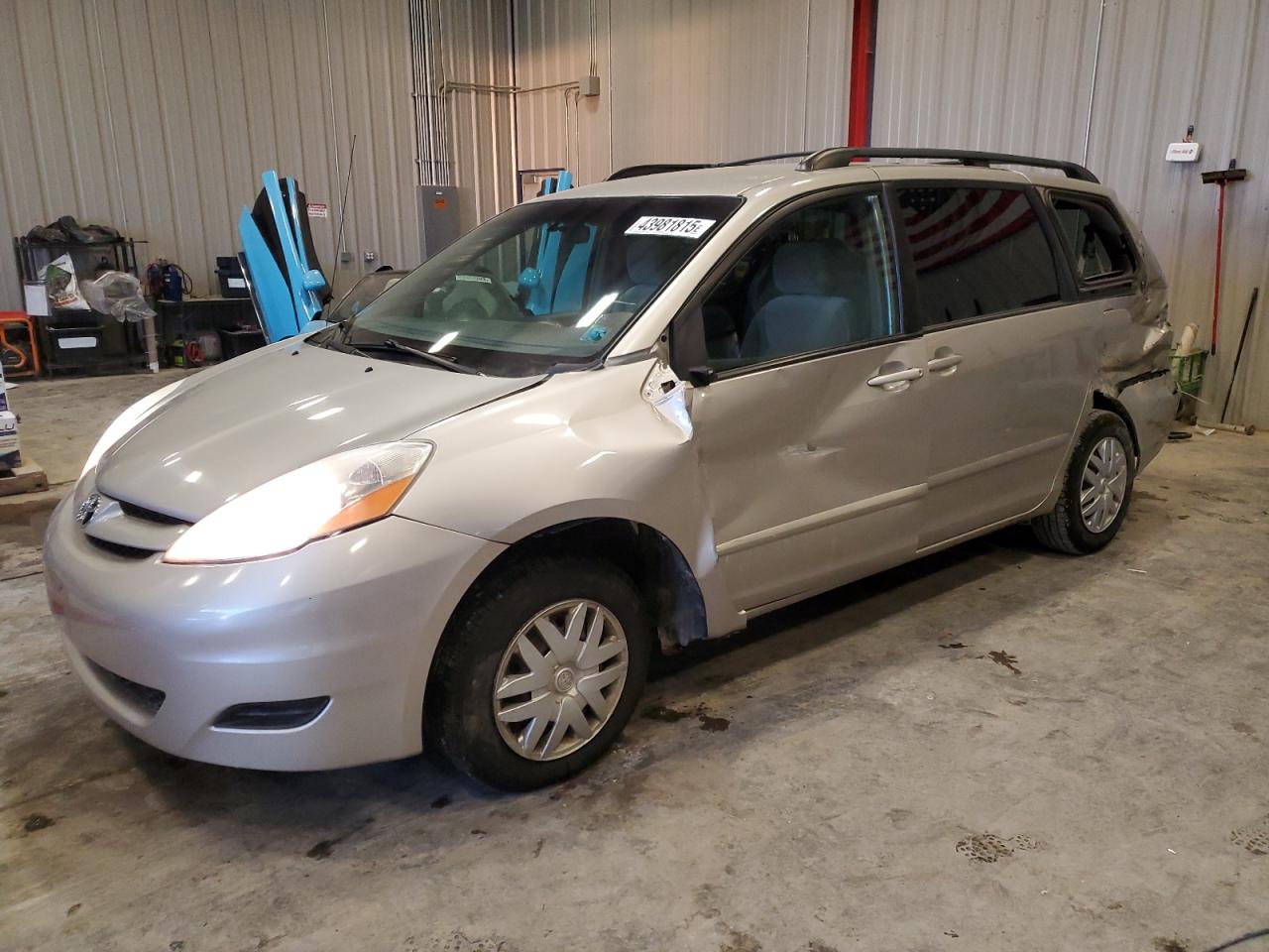 TOYOTA SIENNA CE 2007