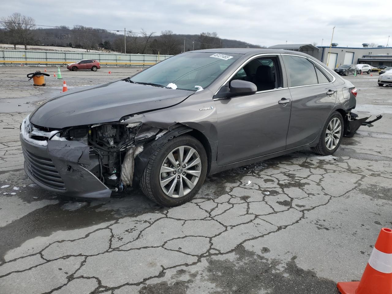 TOYOTA CAMRY HYBR 2016