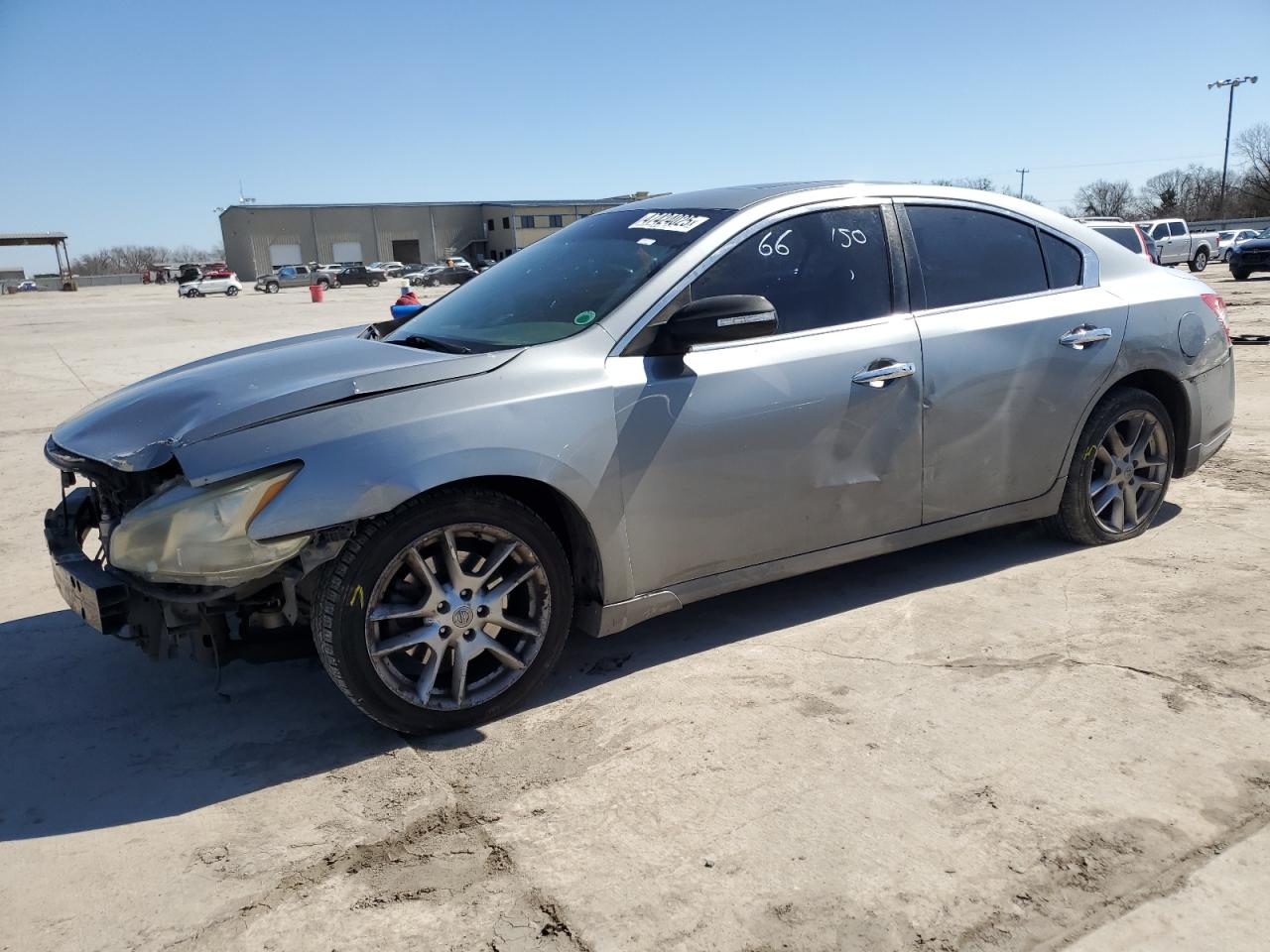 NISSAN MAXIMA 2009