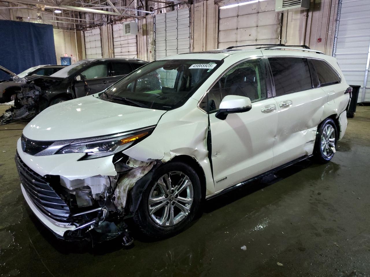 TOYOTA SIENNA LIM 2021