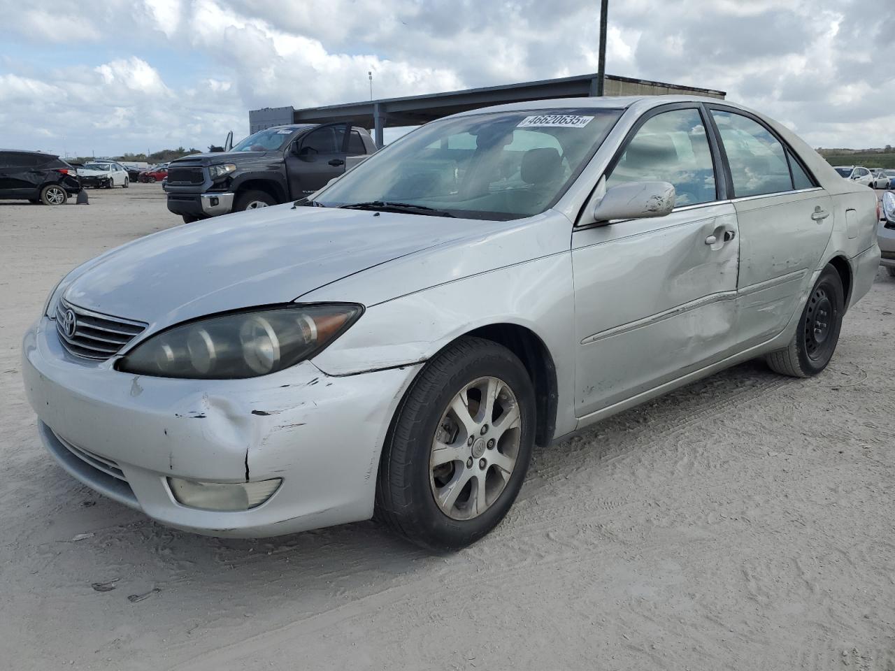 TOYOTA CAMRY LE 2005