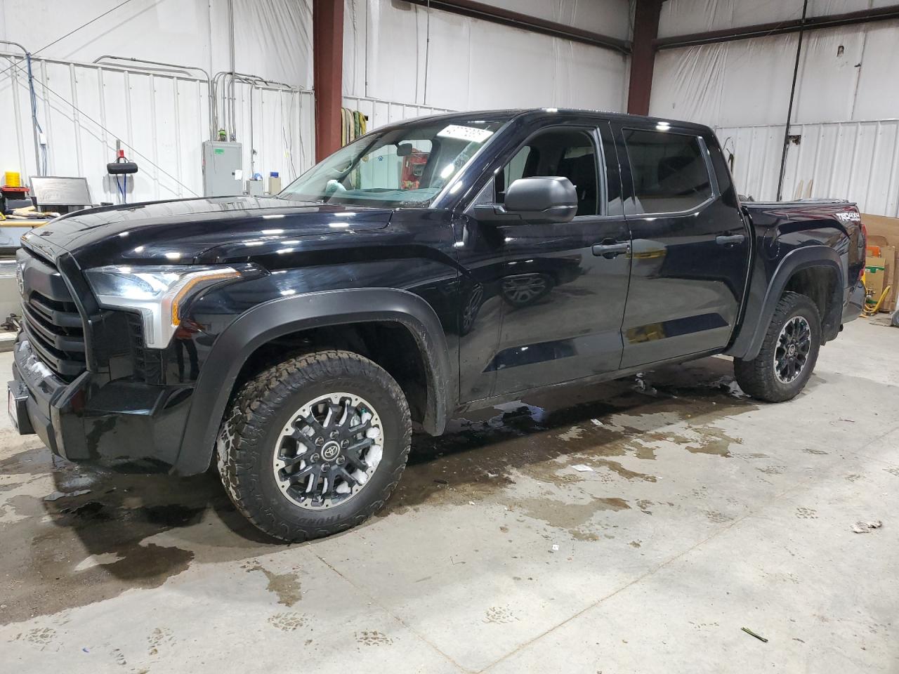 TOYOTA TUNDRA CRE 2024