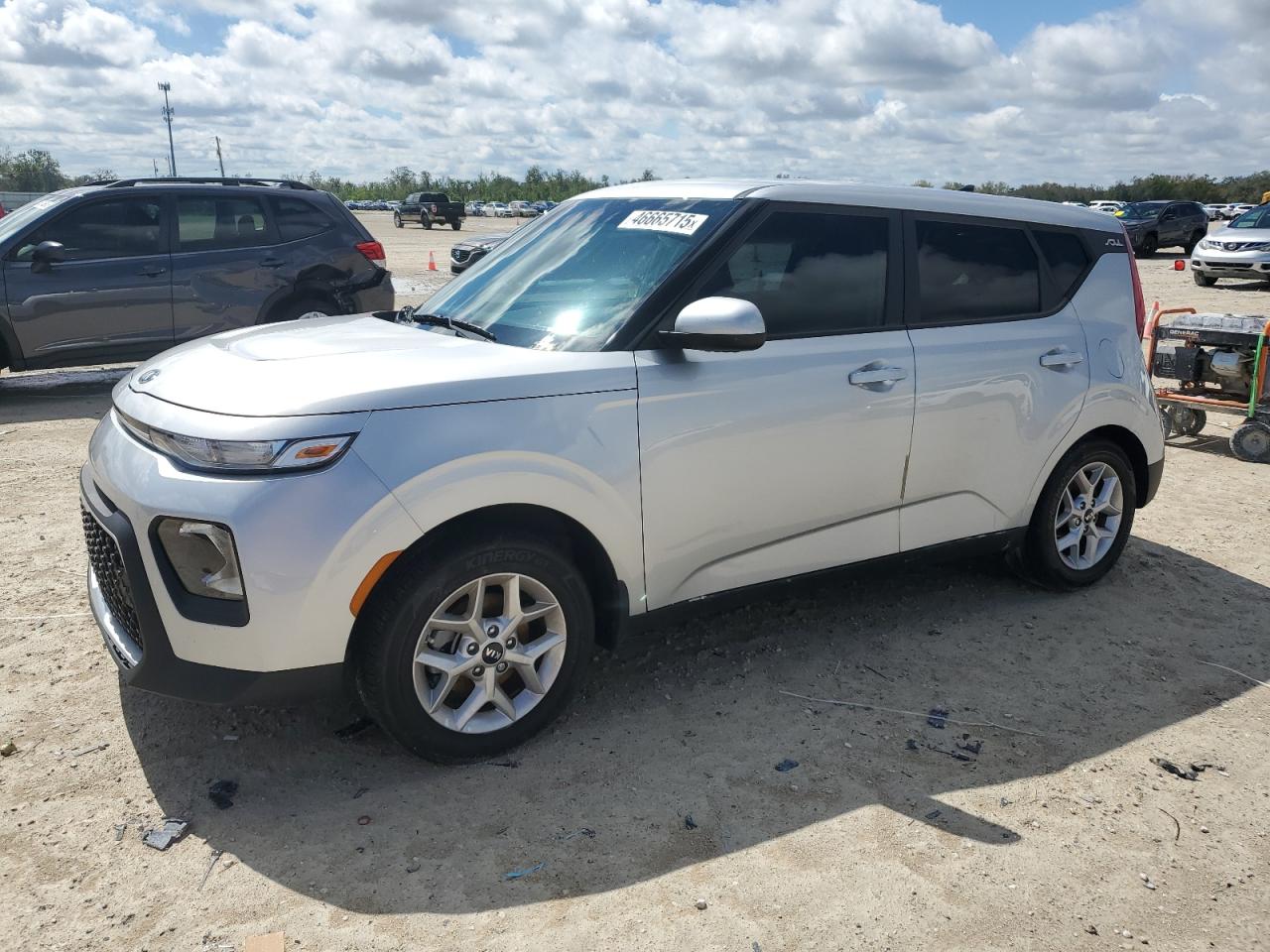 KIA SOUL LX 2020