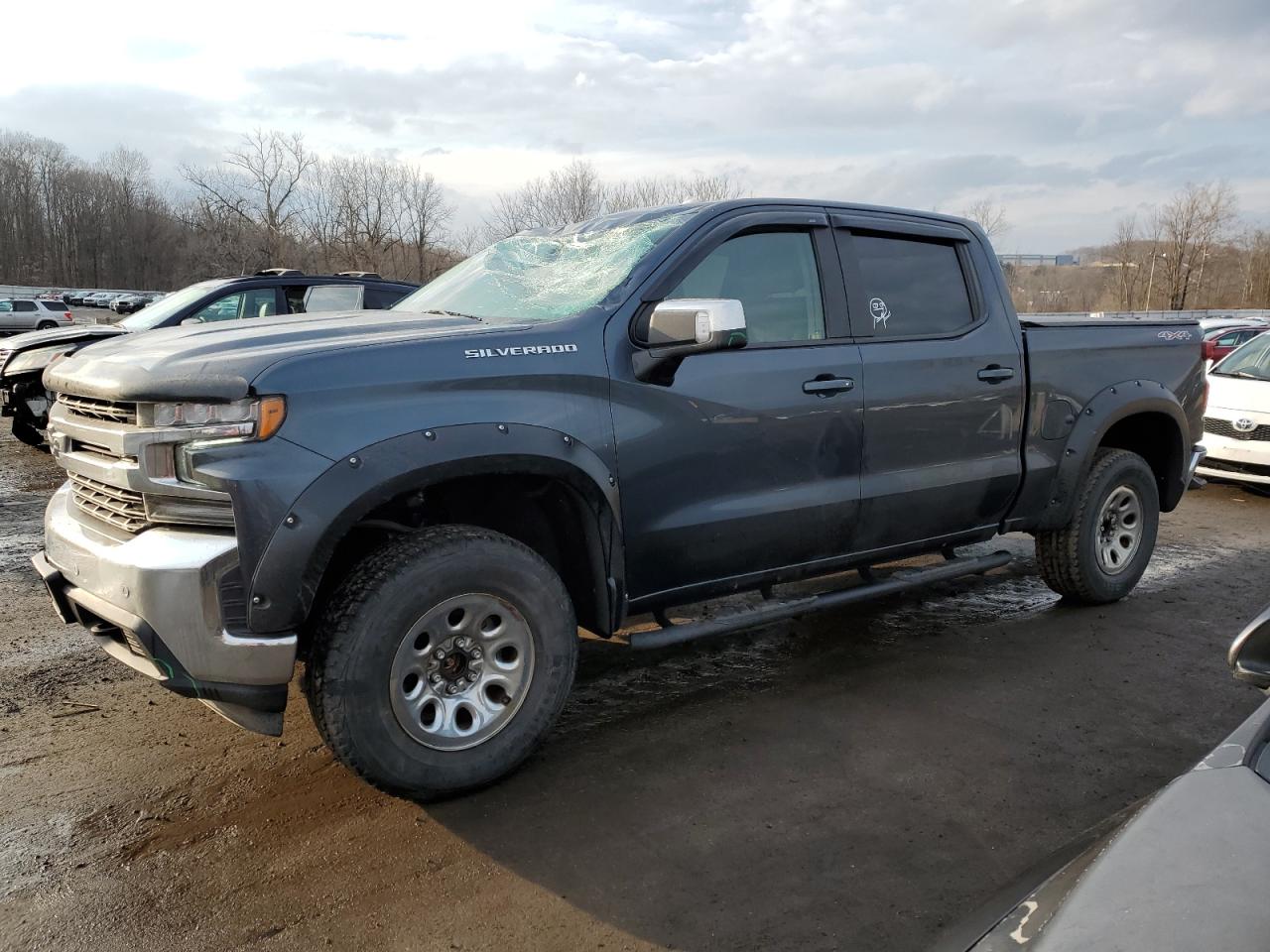 CHEVROLET SILVERADO 2021