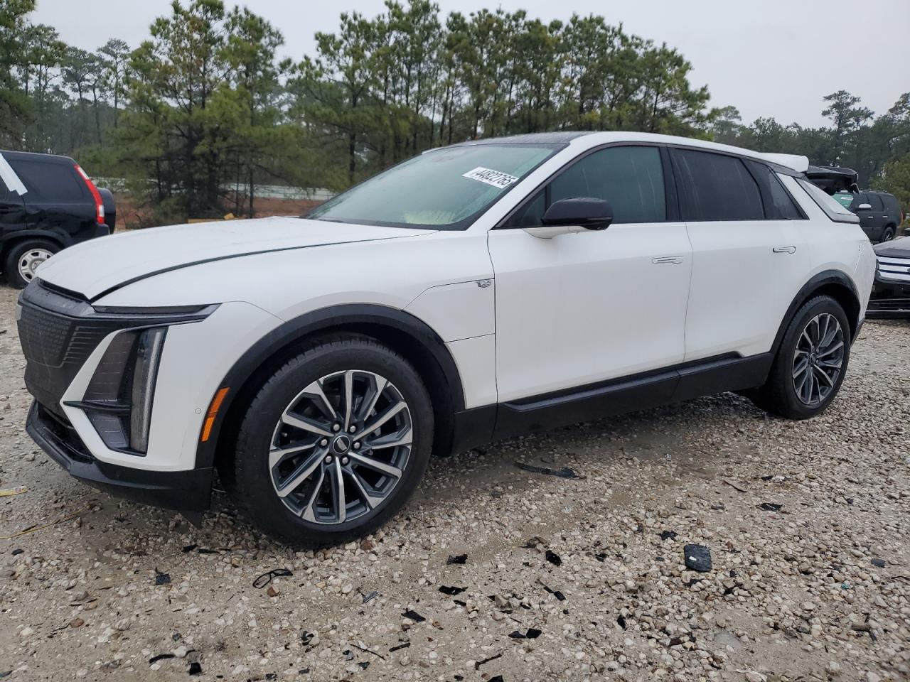 CADILLAC LYRIQ SPOR 2024