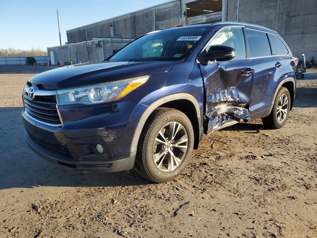 TOYOTA HIGHLANDER 2016