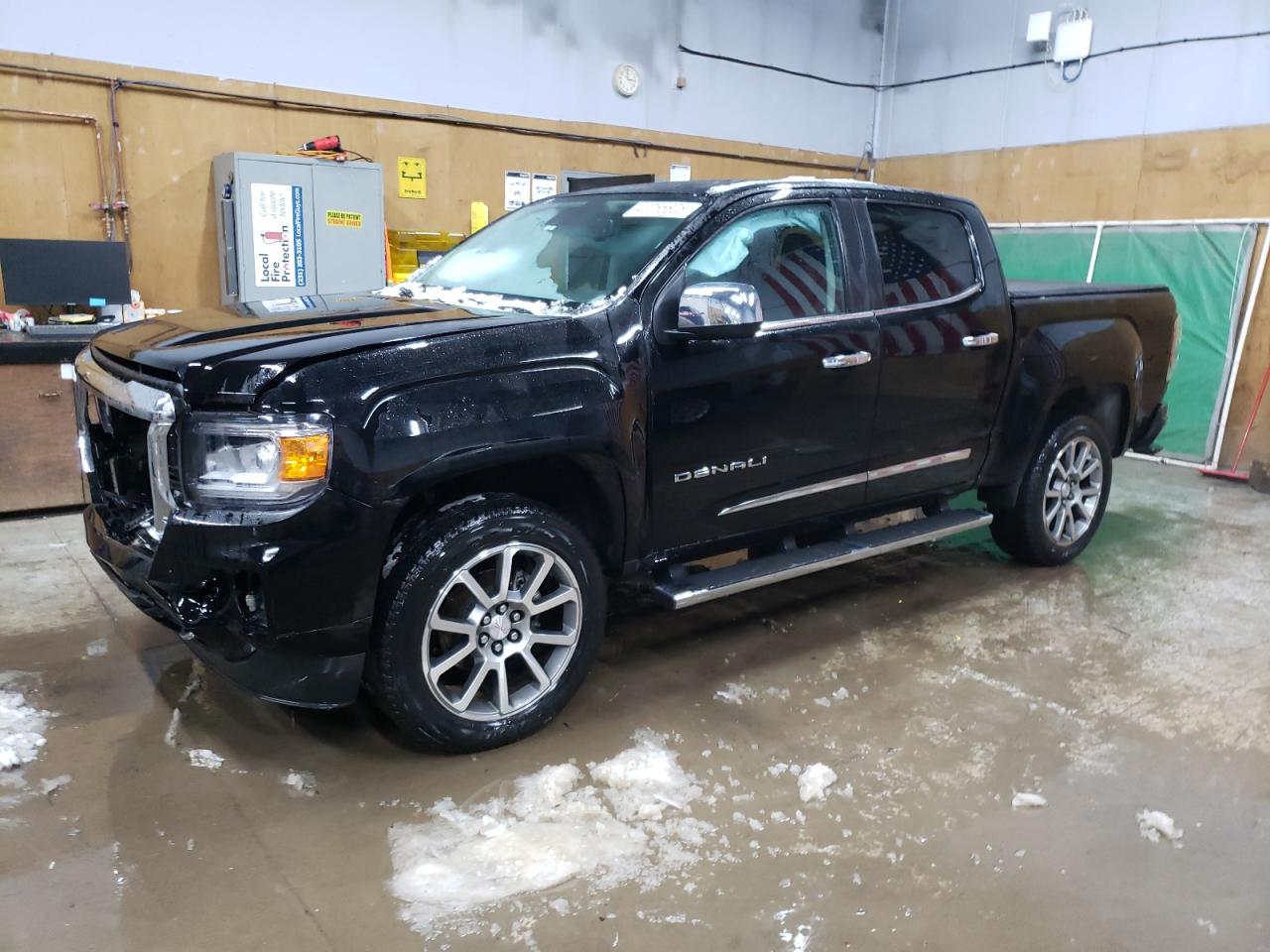 GMC CANYON DEN 2022