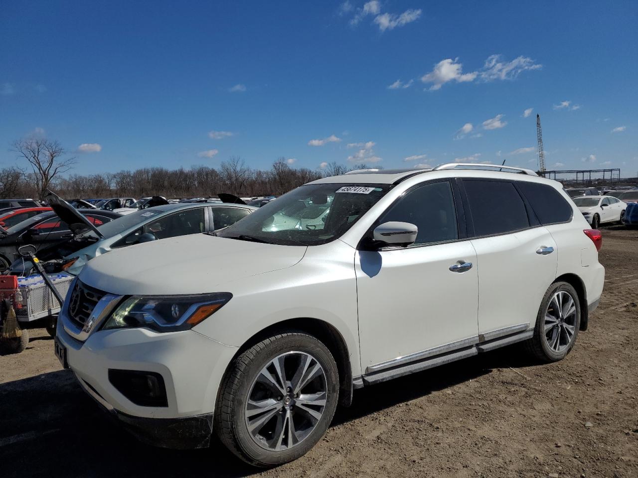 NISSAN PATHFINDER 2017