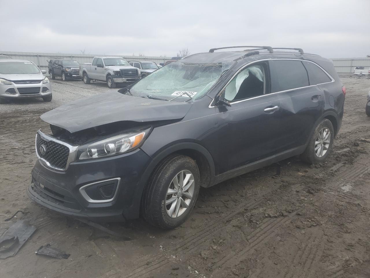 KIA SORENTO LX 2017