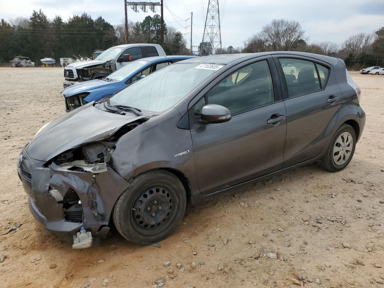 TOYOTA PRIUS C 2013