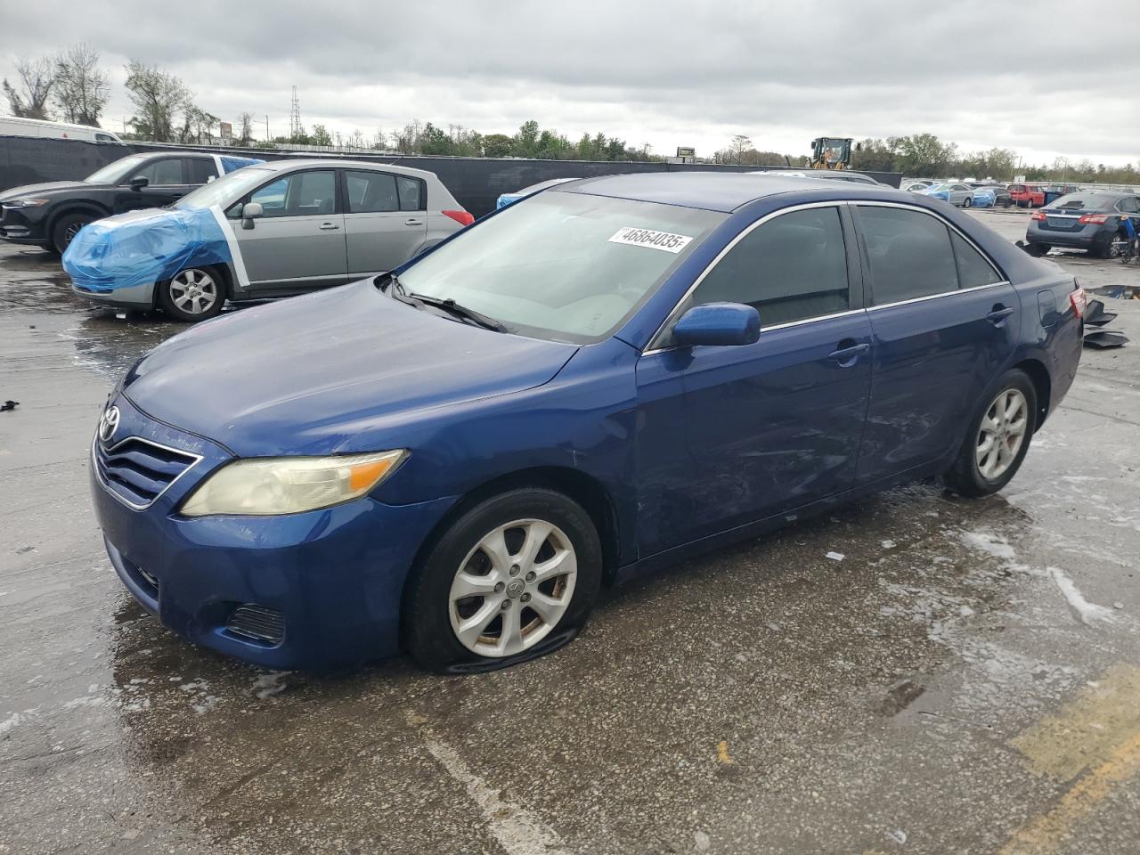 TOYOTA CAMRY BASE 2011